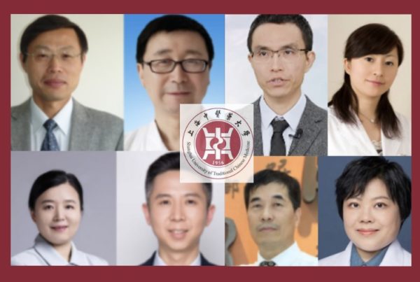 Photos des professeurs de l'Université de Médecine Chinoise de Shanghai, cours pour le CIAMTC