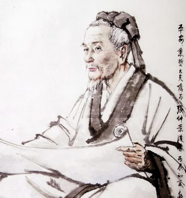 Une peinture traditionnelle chinoise représentant un homme âgé avec une barbe courte et grisonnante, vêtu d’une robe blanche bordée de noir. Il porte une coiffe ancienne et tient un rouleau de papier déroulé dans ses mains. Son expression est calme et réfléchie, et il semble concentré sur sa lecture ou son écriture. Les traits du pinceau sont délicats et fluides, dans un style classique de la peinture à l’encre. Sur la droite de l’image, des inscriptions en chinois ajoutent une touche d’authenticité à l’œuvre. Cette personne représente Sun Si Miao ancien médecin chinois.